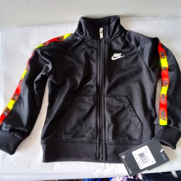 Nike NWT Toddler Full Zip Black Jacket 24M Logo Sleeve Stripe New - Picture 1 of 9